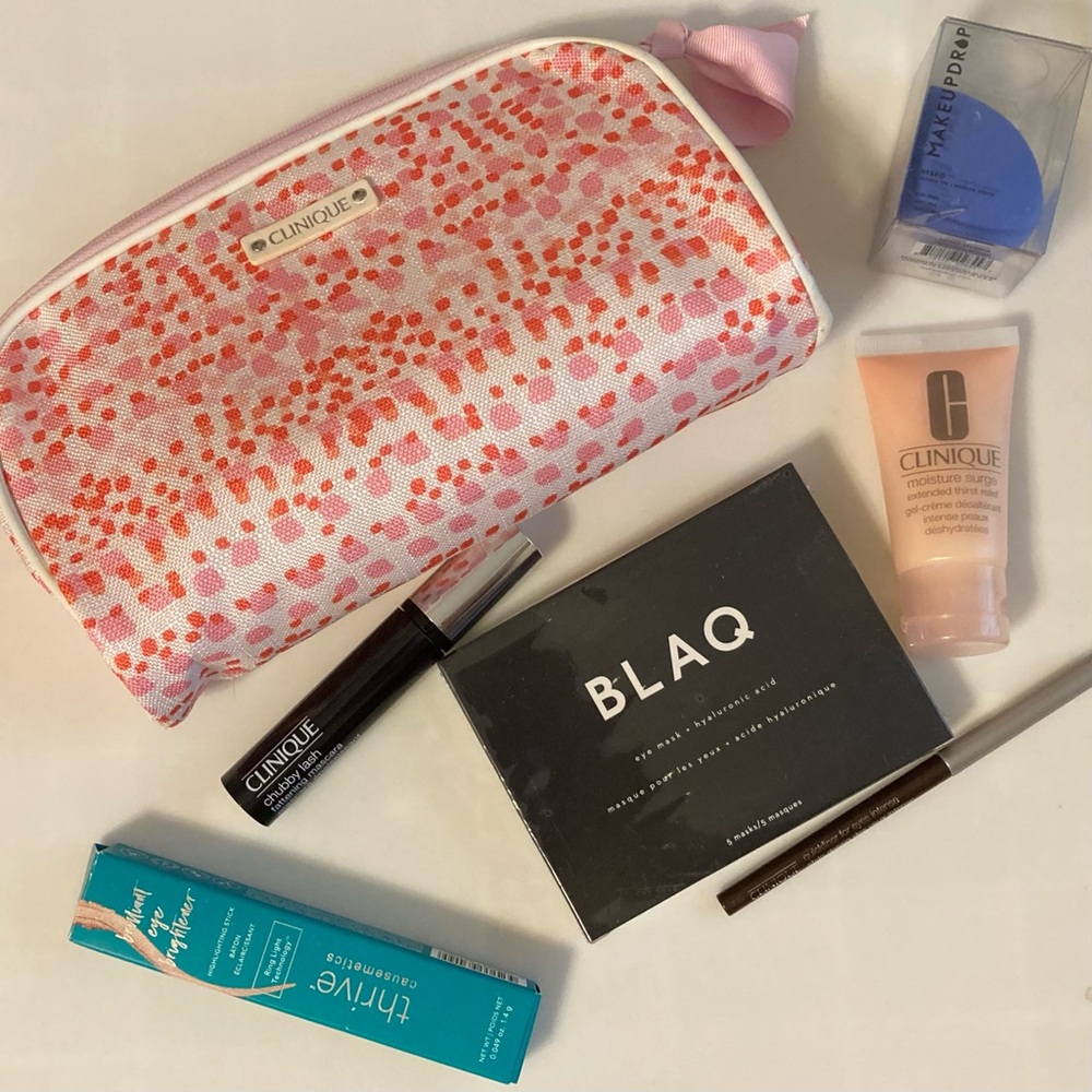 Clinique Pink and White Cosmetic Bag with Makeup Set New Blaq Thrive Makeupdrop